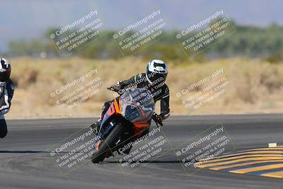 media/Nov-06-2023-Moto Forza (Mon) [[ce023d0744]]/4-Beginner Group/Session 3 (Turn 16)/